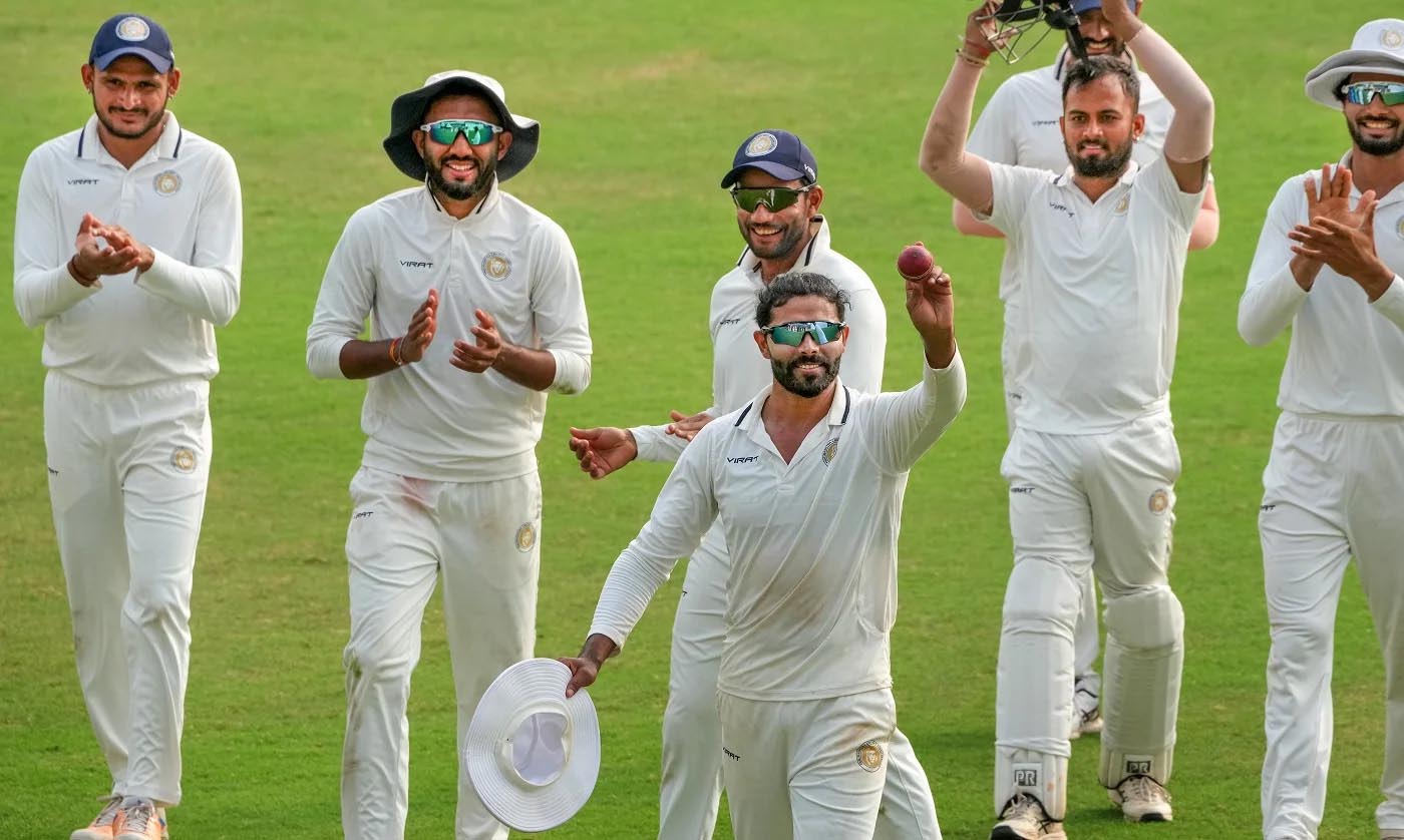 INDORE TEST : जडेजा ने रचा इतिहास, टीम इंडिया नहीं कर पाई कुछ खास