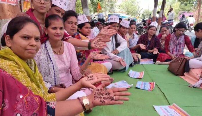 Mahindi of protest in the hands of NHM contract health workers