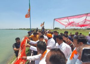 Chief Minister Shivraj Singh Chouhan performed Bhumi Pujan of 'Micro-major Irrigation Project' at Jawanpura in Mandsaur at a cost of ₹ 2374 crore